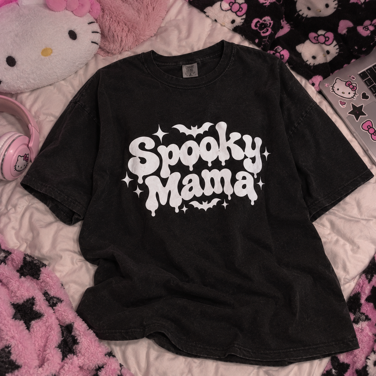 Spooky Mama Tee — Halloween Graphic T‑Shirt for Moms